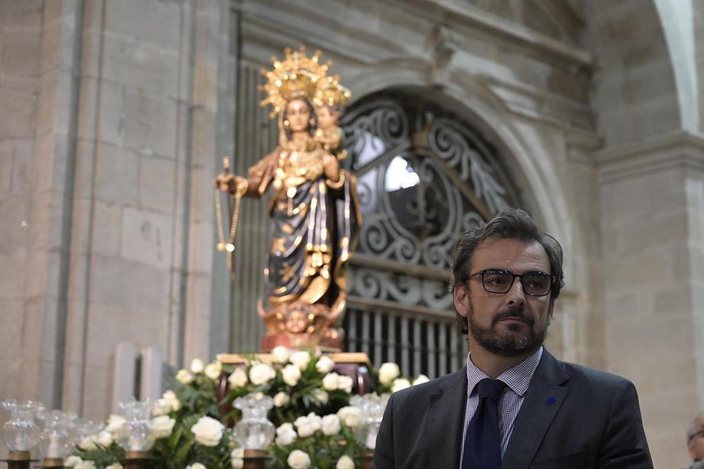 diego-calvo-ofrenda-virgen-rosario-coruna