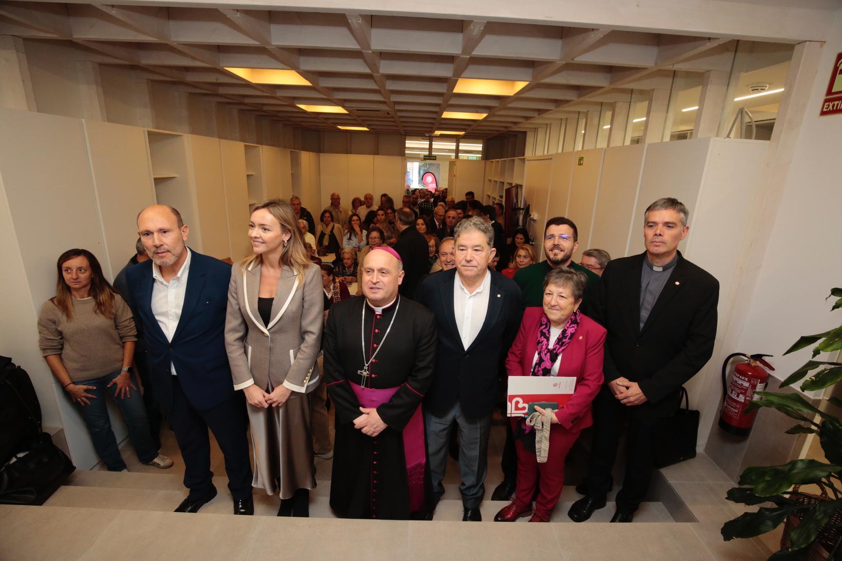 fabiola-garcia-destaca-importante-labor-caritas-inauguracion-centro-san-roque