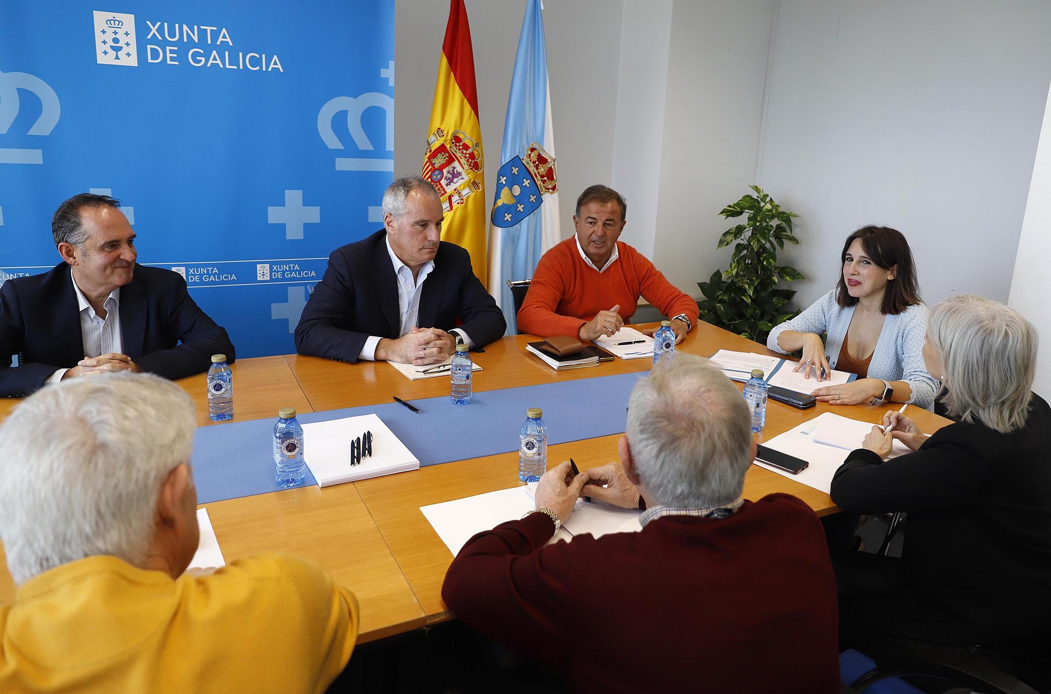 xunta-evalua-con-cointega-modernizacion-innovacion-sector-textil