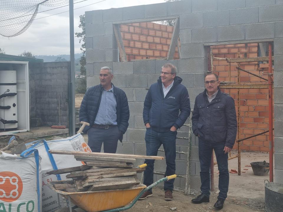 xunta-invierte-cerca-39000-euros-obras-ampliacion-instalaciones-deportivas-campo-futbol-a-queixeira-arnoia